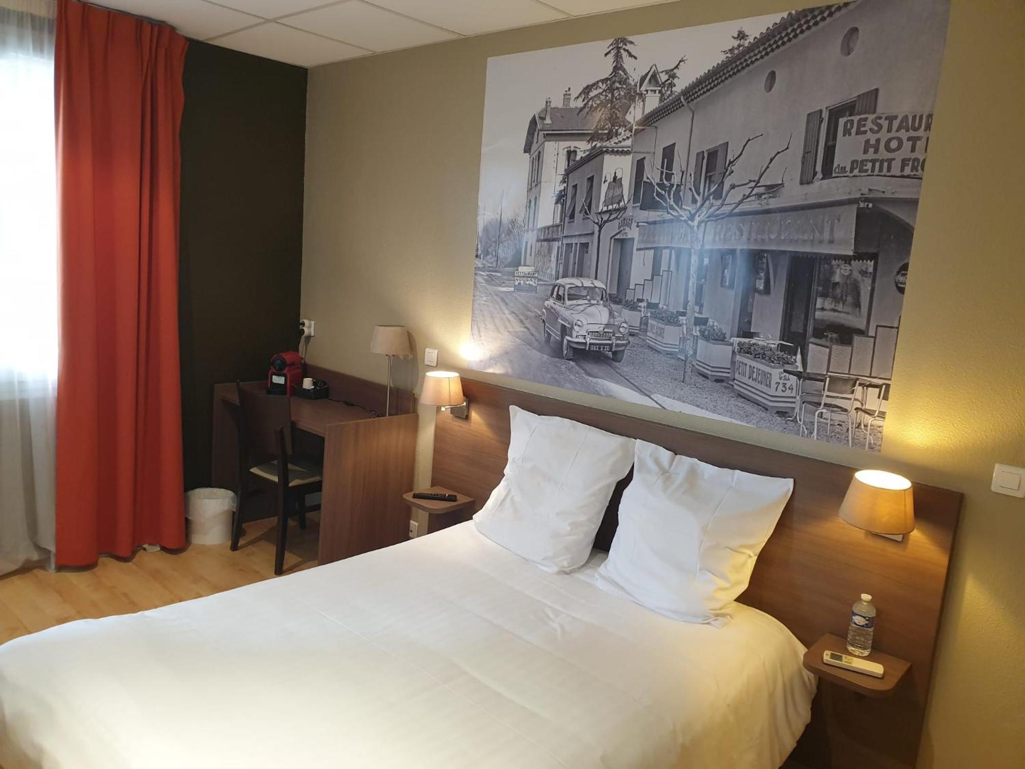 Logis Hotels Et Restaurant La Pause Rn7 La Coucourde Dış mekan fotoğraf