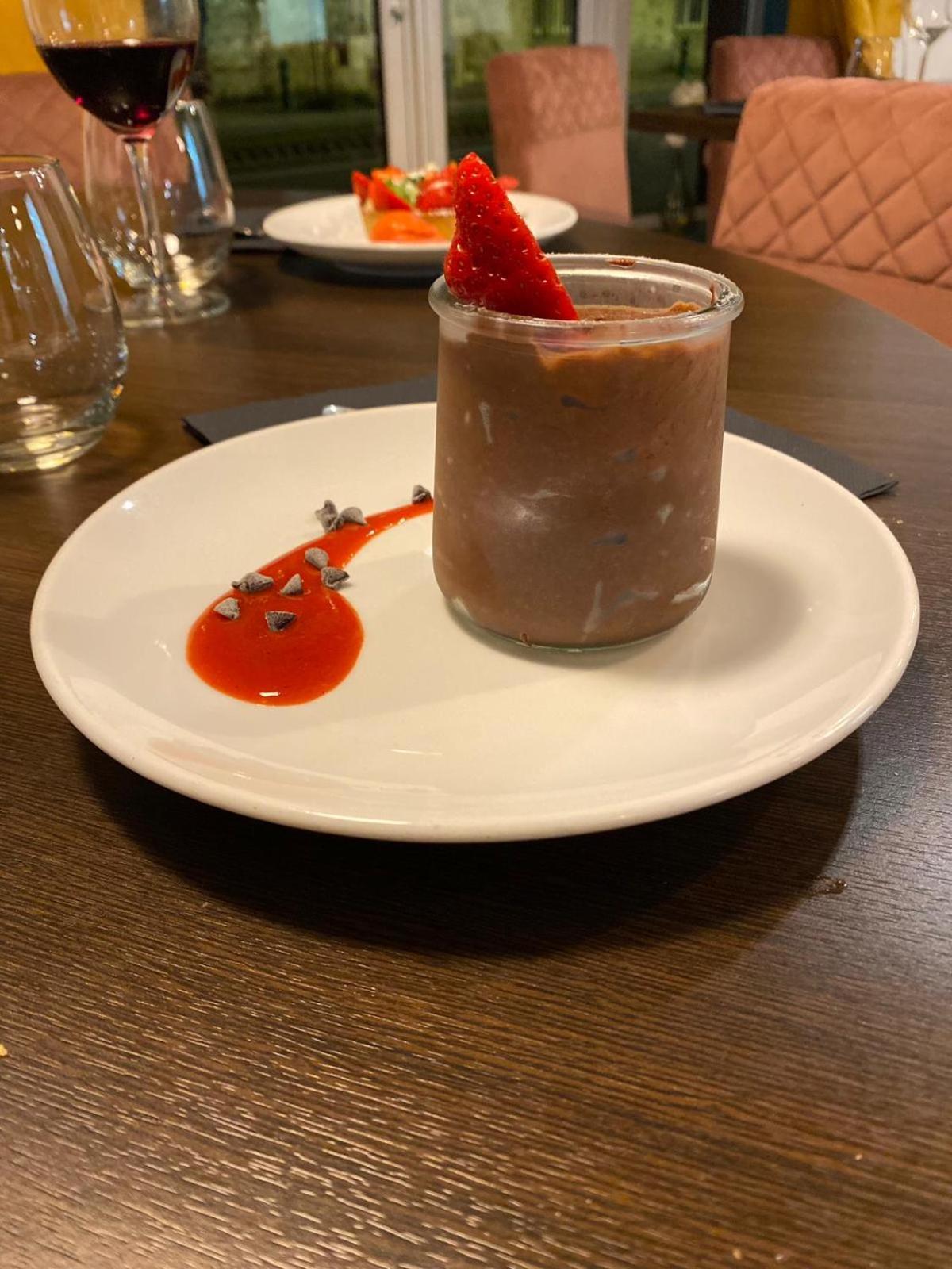 Logis Hotels Et Restaurant La Pause Rn7 La Coucourde Dış mekan fotoğraf