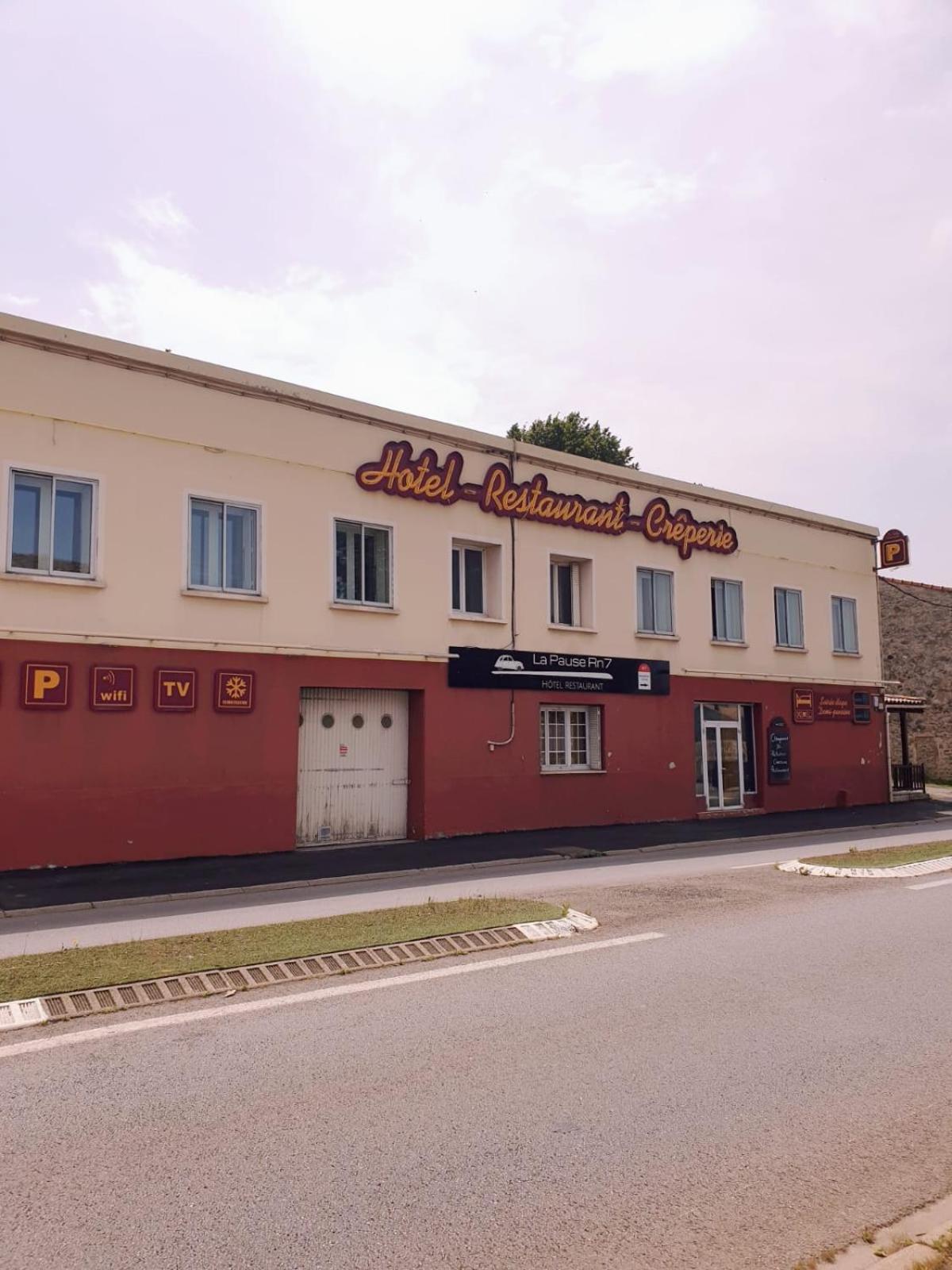 Logis Hotels Et Restaurant La Pause Rn7 La Coucourde Dış mekan fotoğraf